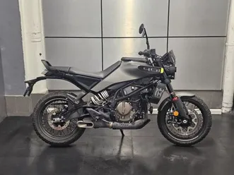 husqvarna-svartpilen-401-a2-2024-401-cm3-moto-roadster-3-678-km-06000-nice