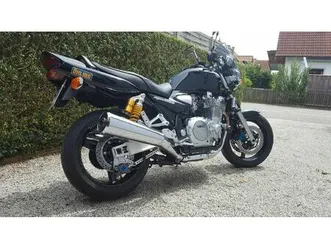 yamaha-xjr-1300