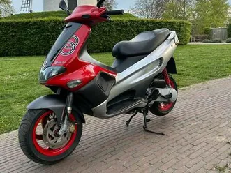 gilera-runner-50cc-scooters-vespa-marktplaats
