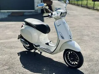 vespa-sprint-125