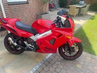 honda-vfr-800-fi-uniek-exemplaar-in-top-conditie-motoren-honda-marktplaats