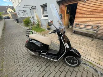 vespa gts300