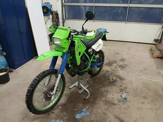 kawasaki-kmx-200