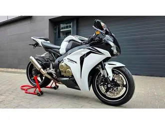 honda-cbr1000rr-sc59-bez-wkladu-bdb-doinwestowana-cbr-1000-grazawy