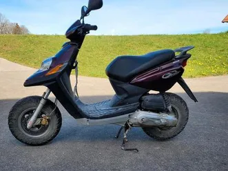 roller-yamaha-mbk-booster-cw-rs-50-ccm