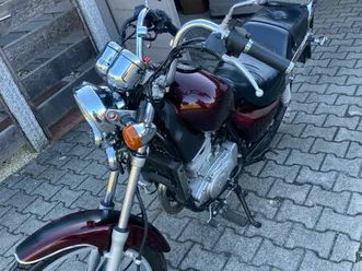 hyosung-cruise-1-ga-125v-2