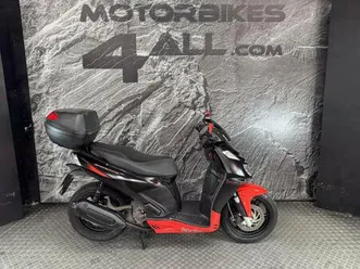 aprilia-sport-city-300