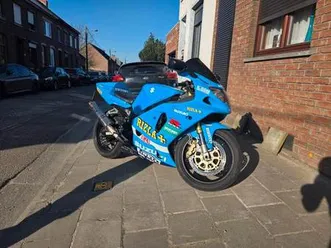 suzuki-gsxr-750-k1-rizla-bien-lire