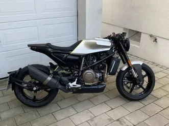 husqvarna-vitpilen-701-naked-bike-quickshifter-8082km