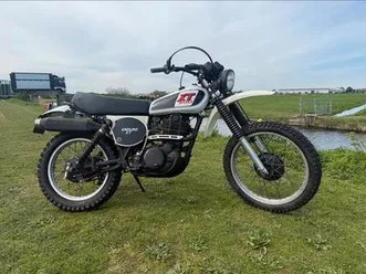 yamaha-xt-500-uit-1979