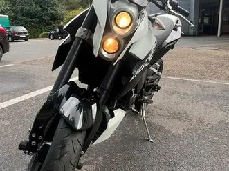 ktm-duke-690