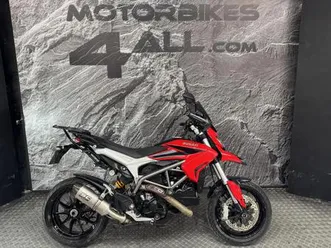 ducati-hyperstrada-821