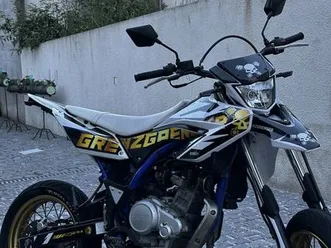 wr125x-com-extras-quintiaes-e-aguiar