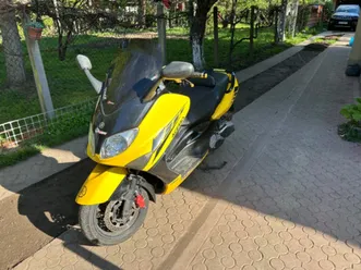 yamaha-t-max