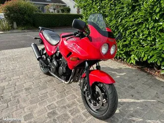 triumph-900-sprint-sport-t3