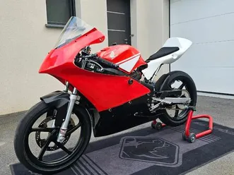 honda-125-cbr-25-power