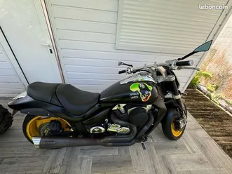 suzuki-intruder-1800-cm3