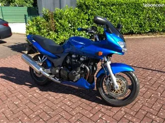 kawazaki-z750-magnifique-bleu