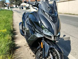 scooter-400-xciting-abs-couleur-noir-mat