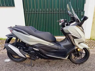 honda-forza-350-de-2022-com-10-mil-km-ramada-e-canecas