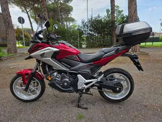 honda-nc-750-x-dtc-abs-rosso