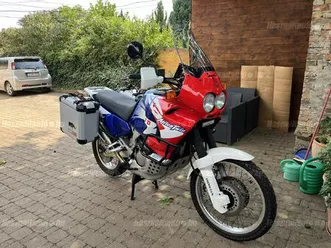 honda-xrv-750