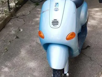 piaggio-vespa-et2