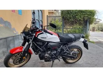 yamaha-xsr700-2020-dynamic-white