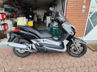 yamaha-xmax-125i