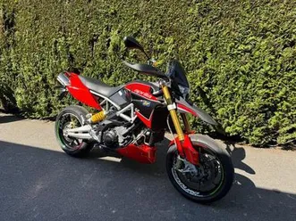 aprilia-dorsoduro-1200