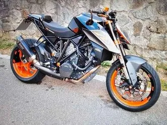 ktm-1290-super-duke-r