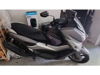 yamaha-nmax-125-abs-grigio