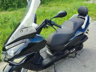 skuter-125cm-daelim-s3-zelow