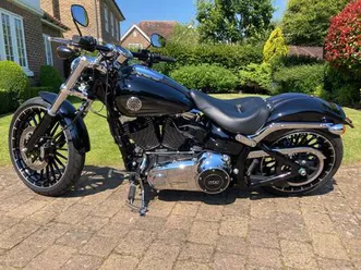 harley-davidson-softail-1690-fxsb-breakout-custom-cruiser-petrol-manual-euro-4-74-ps-169