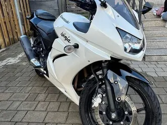 kawasaki-ninja-250r