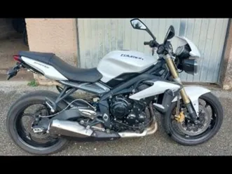 triumph-speed-triple-675