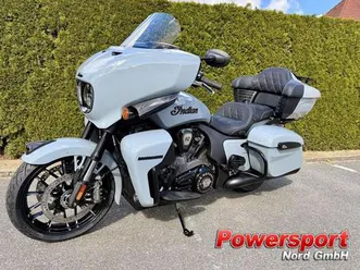 indian-roadmaster-powerplus-dark-horse-with-112-package