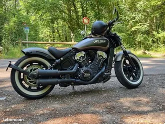 indian-scout-bobber-tank-machine