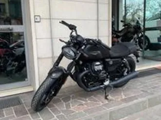 moto guzzi v7 v7 stone 2025