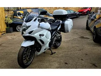 suzuki-gsx1255fa-sports-tourer-motorbike-1250-bandit-engine-stunning-givi-heater-grip