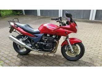 kawasaki-zr7-s