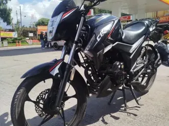 cr4-124-modelo-2024-negro-brillante