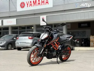 ktm-duke-125-akrapovic-kot-nov