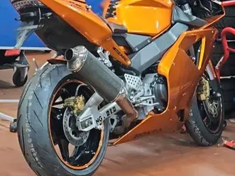 honda-cbr900-rr-fireblade-sc50-954-tuv-neu