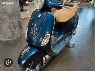 scooter-piaggio-vespa-lx-50-moteur-2-temps-proche-du-neuf