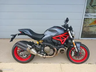 ducati-monster-821-abs