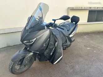 yamaha-125-xmax