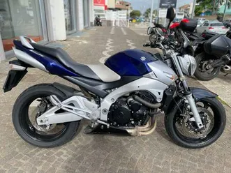 vendo-suzuki-gsr-600-2006-11-usata-a-capua-codice-9699945-moto-it