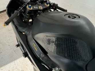 gsxr-750-k5-12tkm-rennstrecke