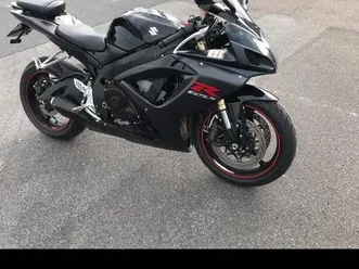suzuki-gsxr-600-k7